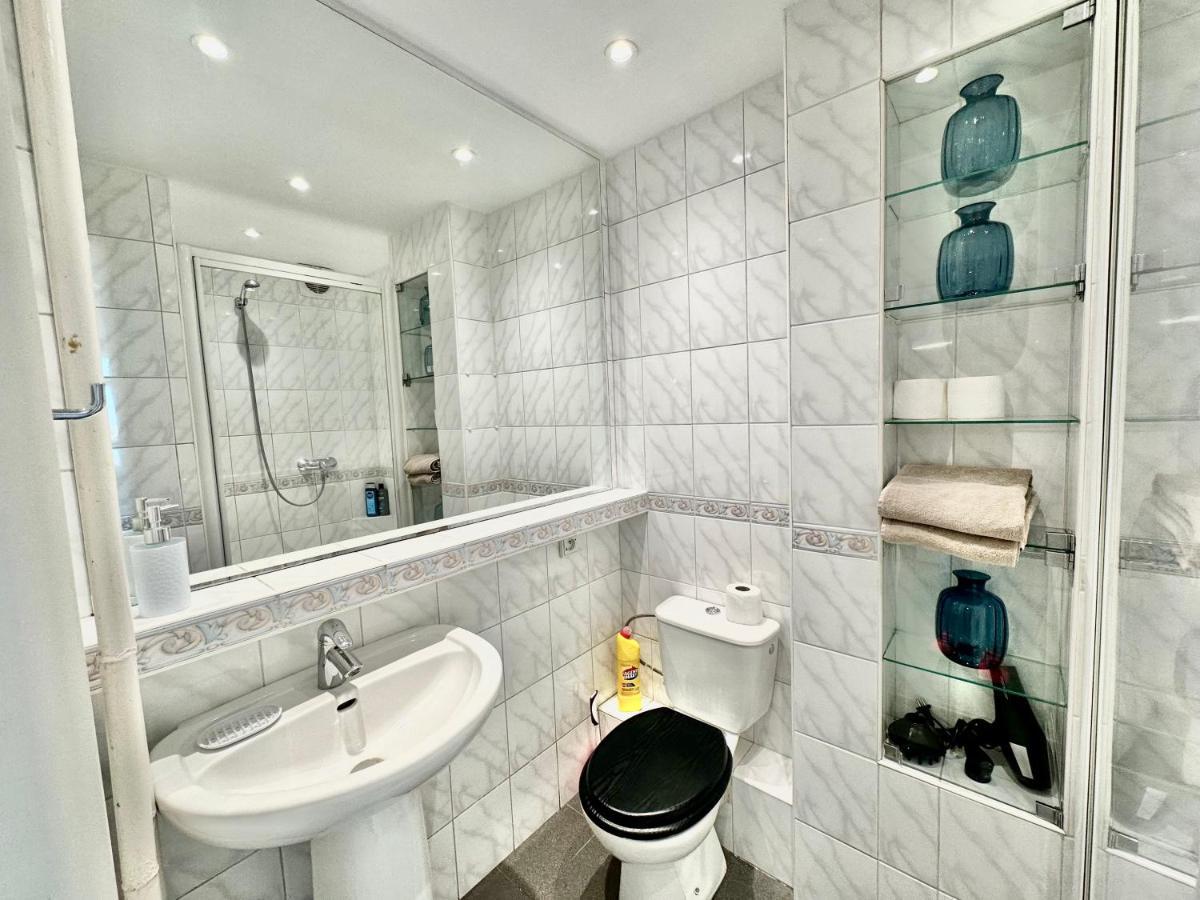 Super Apartament White Warszawa 2X Metro Scisle Centrum Wifi 300 Mbs New Luaran gambar