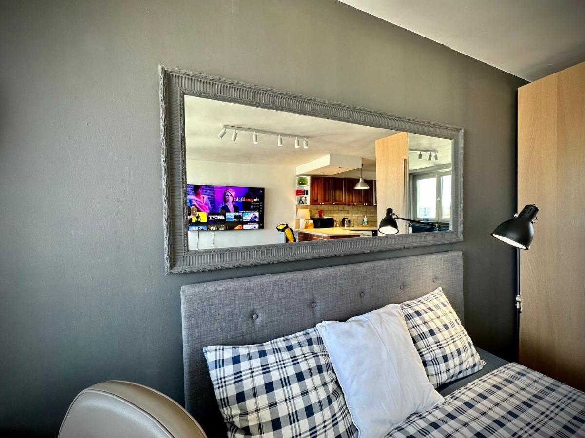 Super Apartament White Warszawa 2X Metro Scisle Centrum Wifi 300 Mbs New Luaran gambar